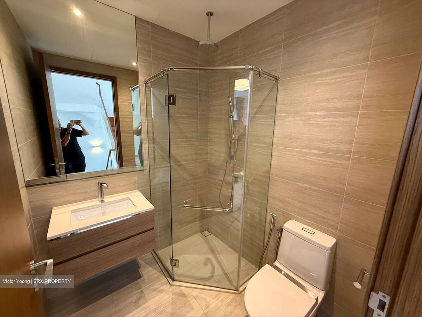 Sunrise Terrace (D28), Terrace #502145451